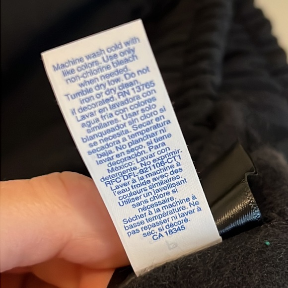 Creature Graveyard Gym Shorts Mens Small - Picture 6 of 8